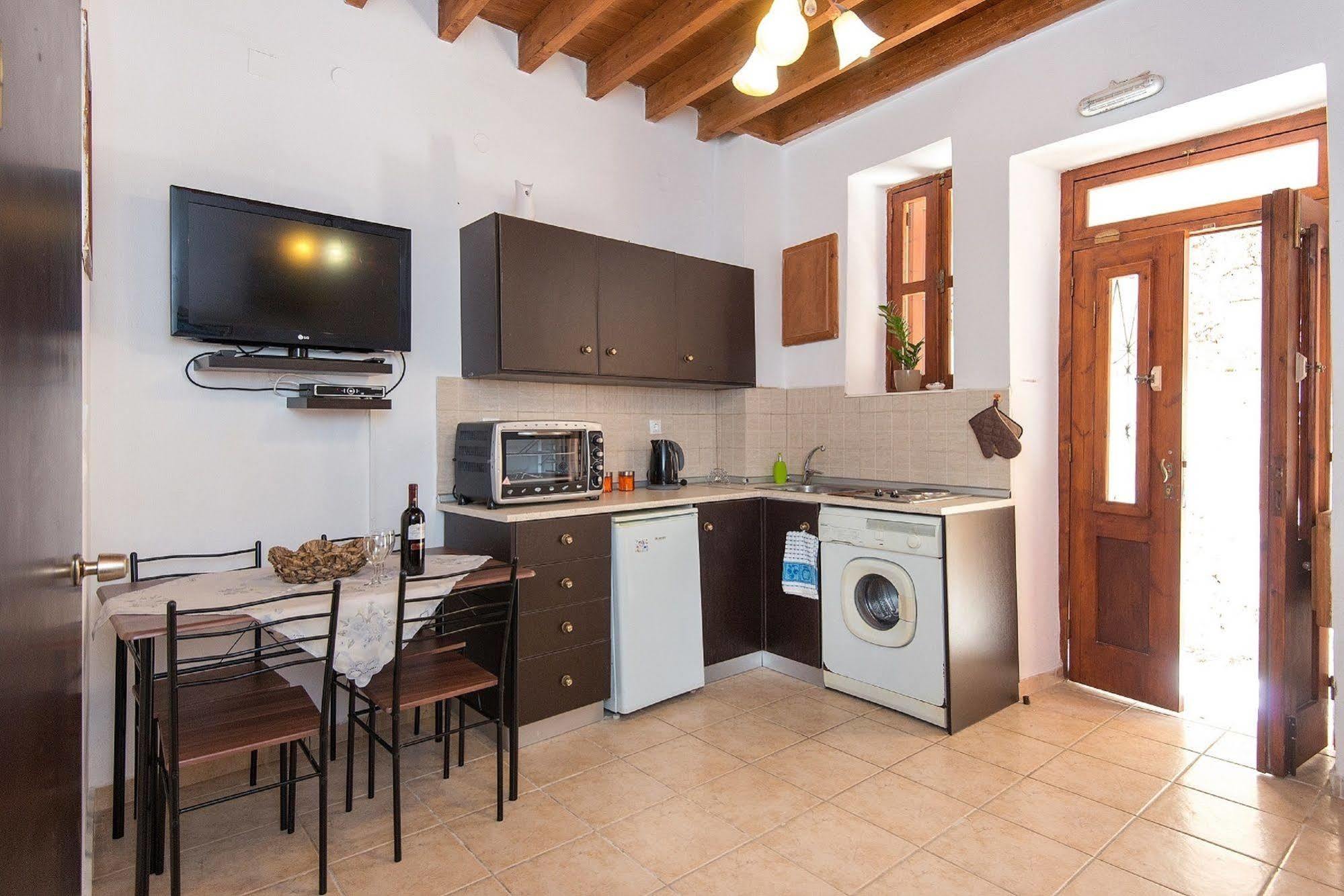 Old Town Roloi House Villa Rhodes City Bagian luar foto