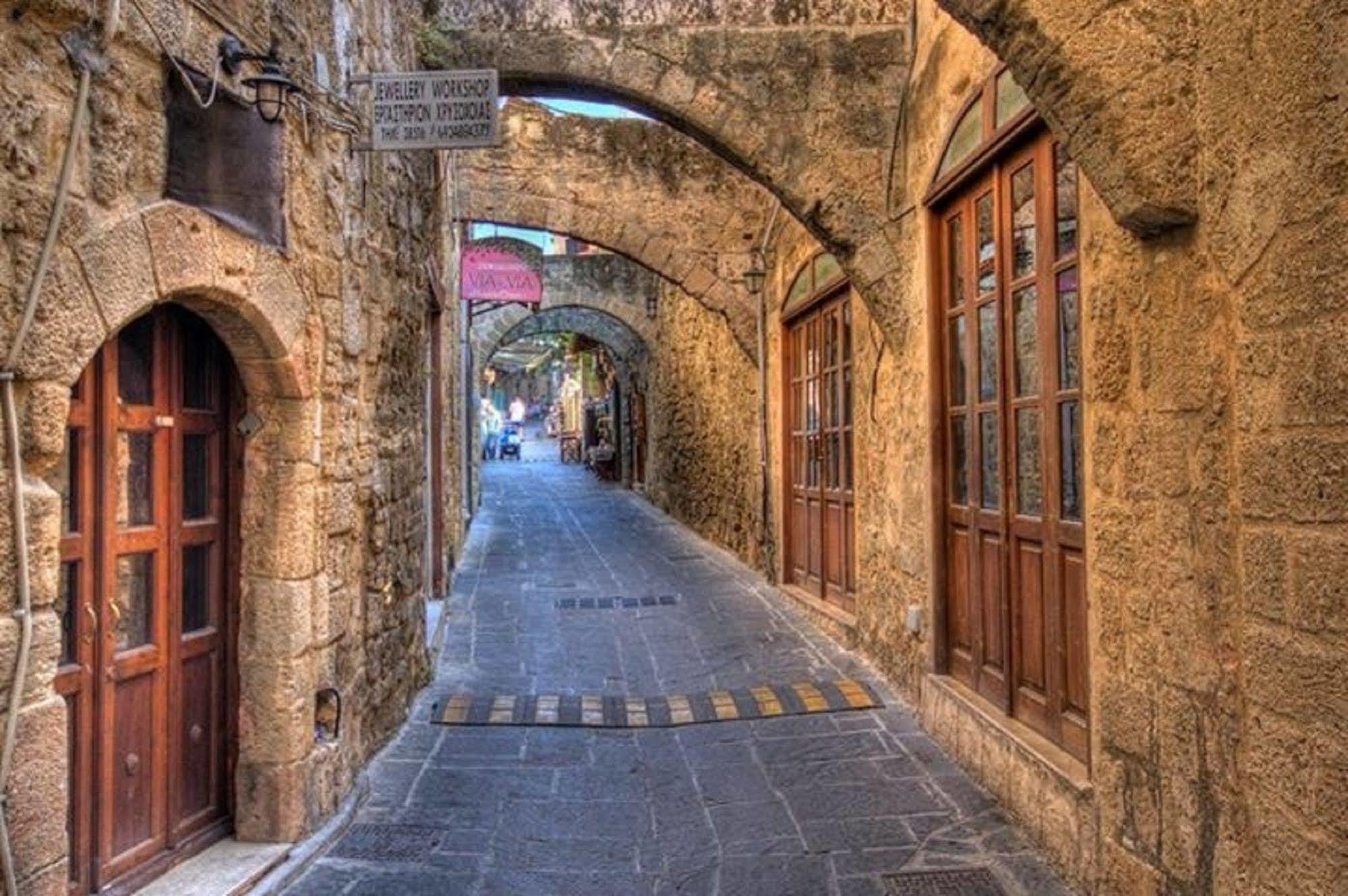 Old Town Roloi House Villa Rhodes City Bagian luar foto
